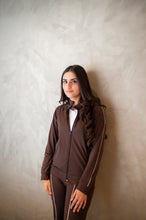 Brunette Brown Zipper Set